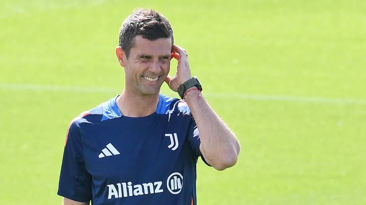 Juventus Pronta a Regalare a Thiago Motta la Permanenza di Conceição: Una Mossa Strategica per il Futuro